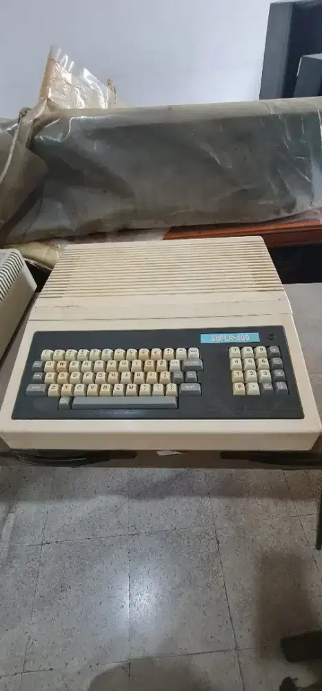Komputer Mikro Klasik (unitron super 400)