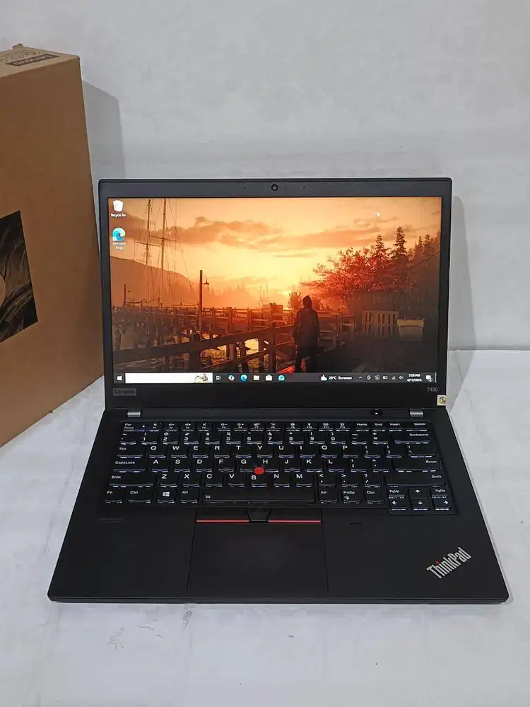 Lenovo T490 Core i7 Ram 16Gb SSd 256Gb layar 14 inc Siap pakai