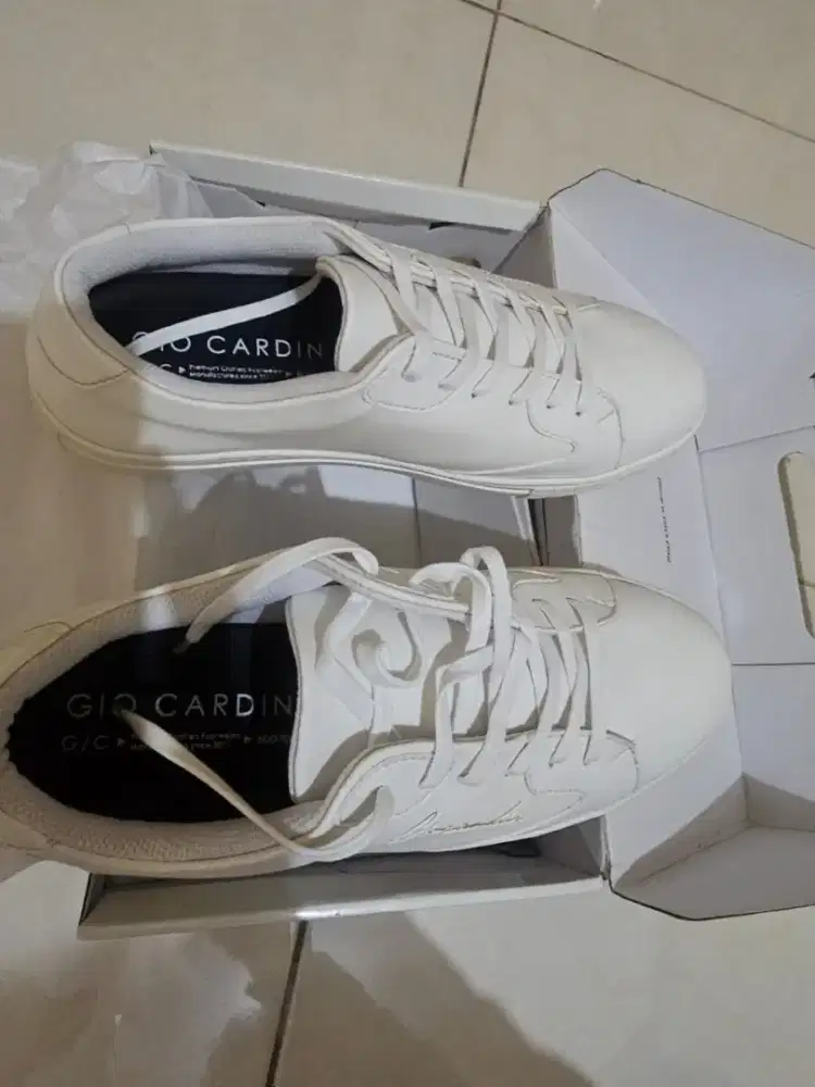 Gio Cardin Sepatu size 42