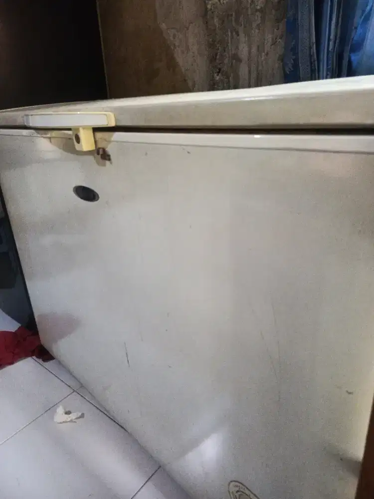 Freezer frigigate