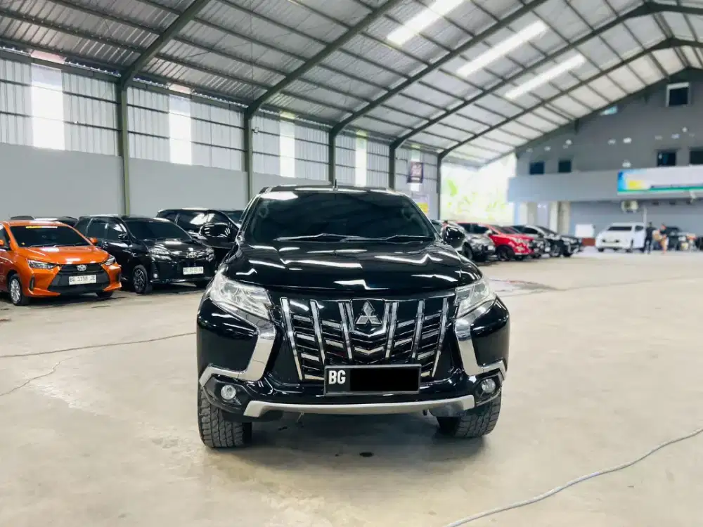 Mitsubishi Pajero Sport GLX 4X4 2016 / 2017 MT Manual, Sangat terawat