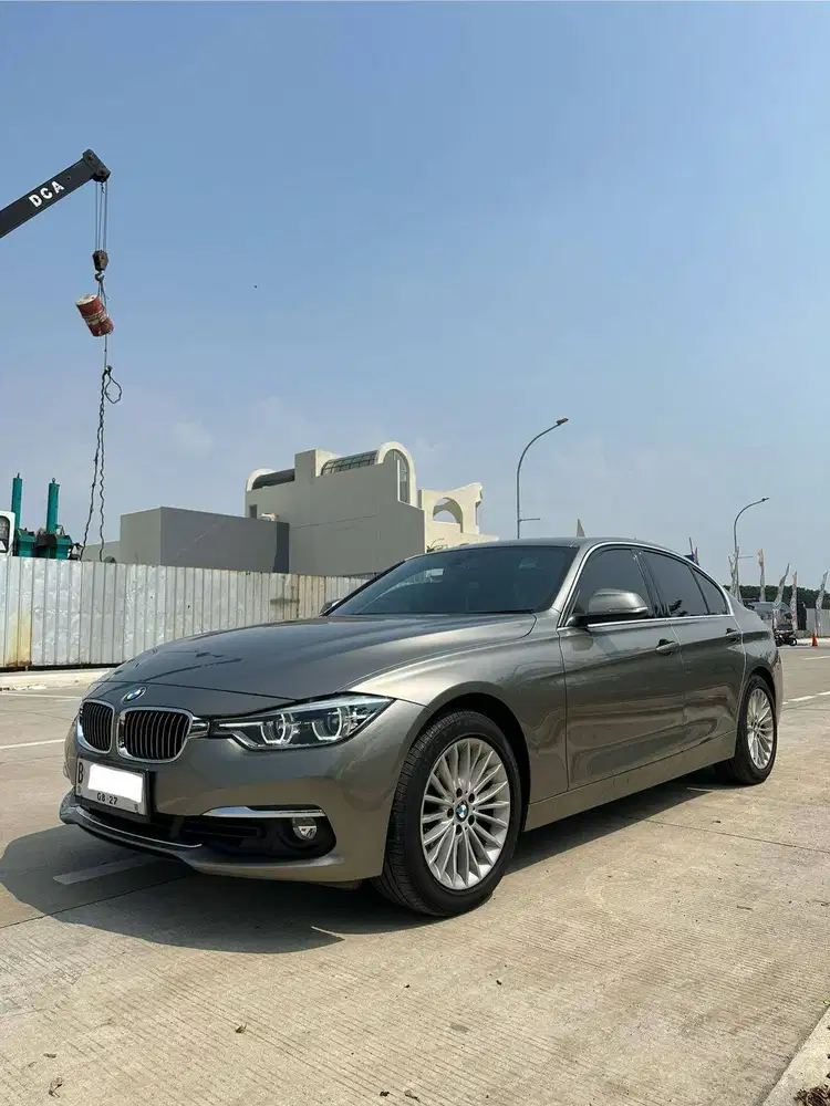 BMW 320i Luxury 2.0 F30 Matic 2018 Pmk 2019 Silver Perak 2017