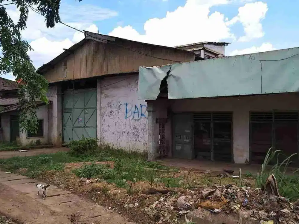 Dijual Murah Ruang Usaha 
di Jalan Raya Narogong Pnggir Jalan Besar Bekasi