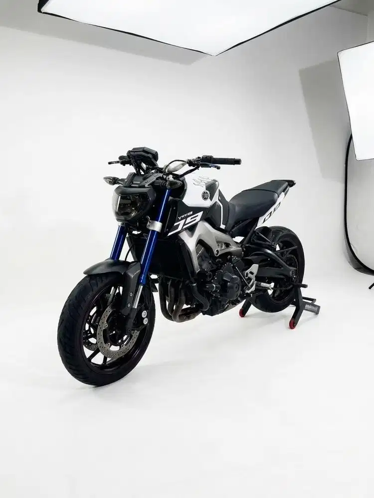 YAMAHA MT09 2016