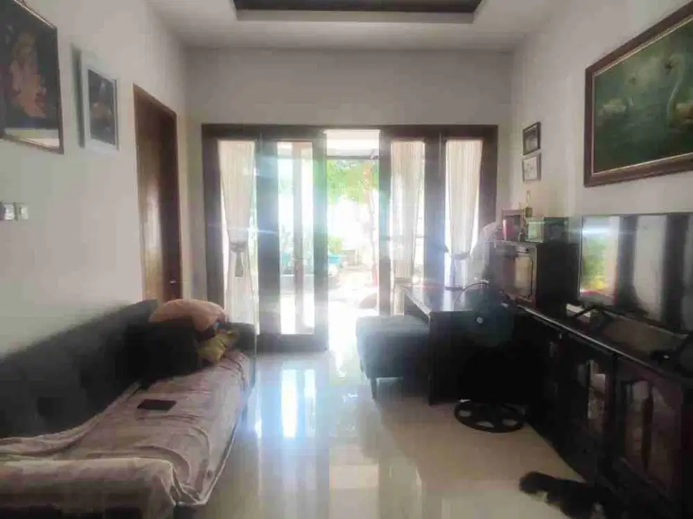 DIJUAL CEPAT RUMAH BAGUS SIAP HUNI HITUNG TANAH di KALIBATA JAKARTA SELATAN