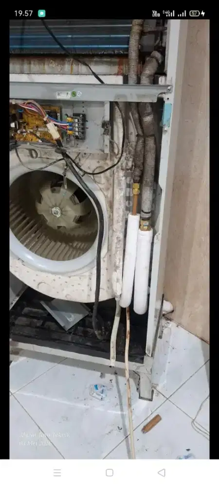 Jasa servis AC kulkas mesin cuci kompa air dll bergaransi