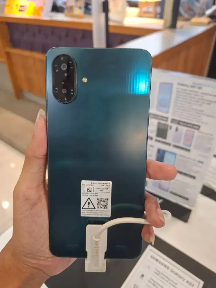 Credit Samsung Galaxy A07 8+8/256
