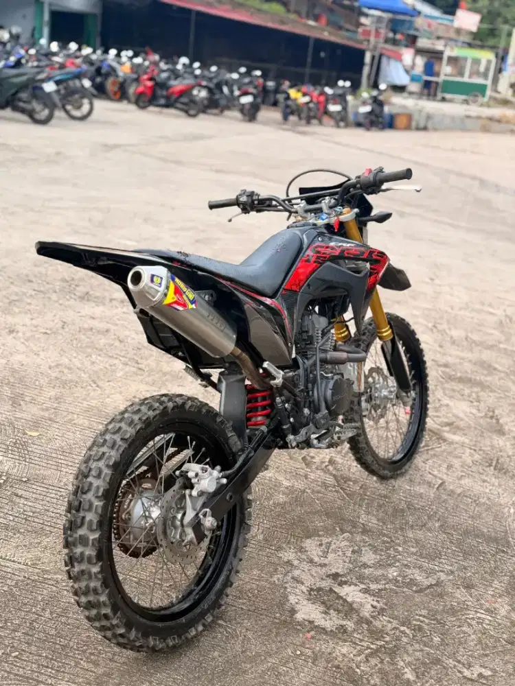 Honda CRF 150 2024