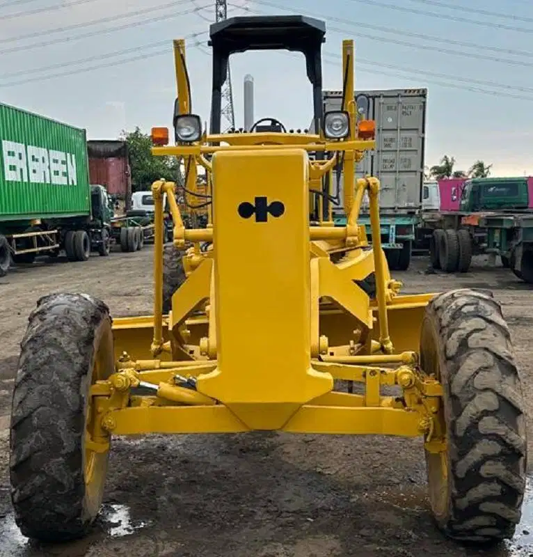 Dijual Motor Grader Komatsu GD511A-1 Tahun 2011