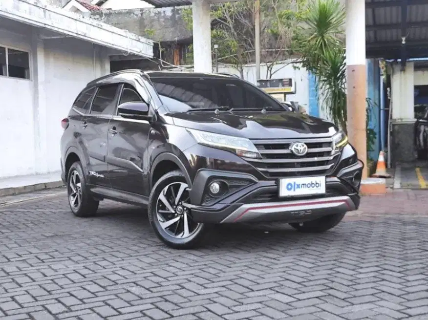 DP RINGAN - Rush 1.5 TRD Sportivo Bensin-MT-2018 RA