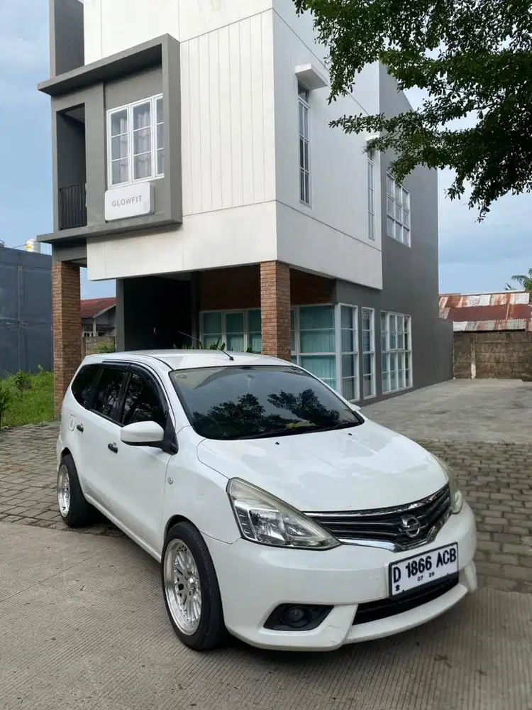 Grand Livina SV 2014 Matic