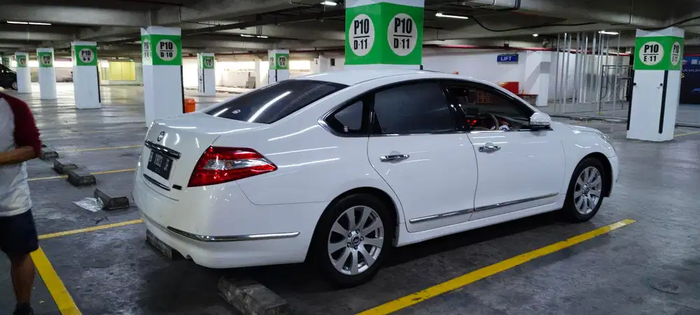 Nissan Teana 2011 Bensin