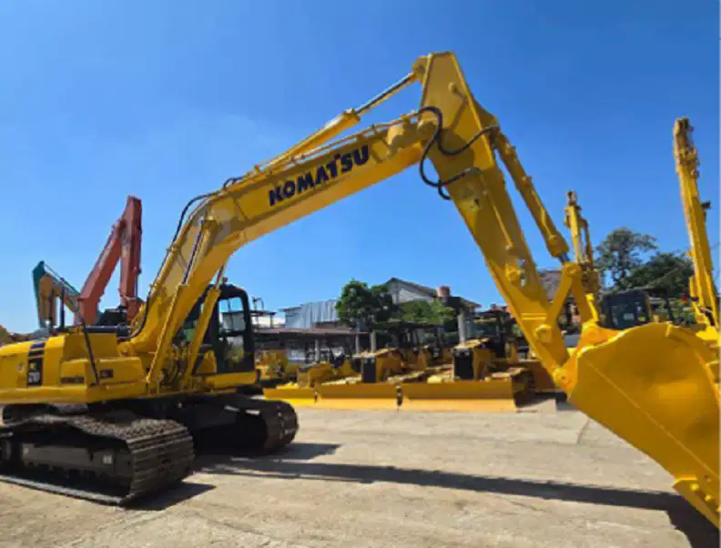 Dijual Excavator Komatsu PC210-10M0 Tahun 2022