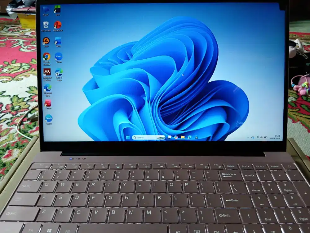 Laptop UNIG X156-N5095 Pink SSD 256 GB RAM 8 GB
