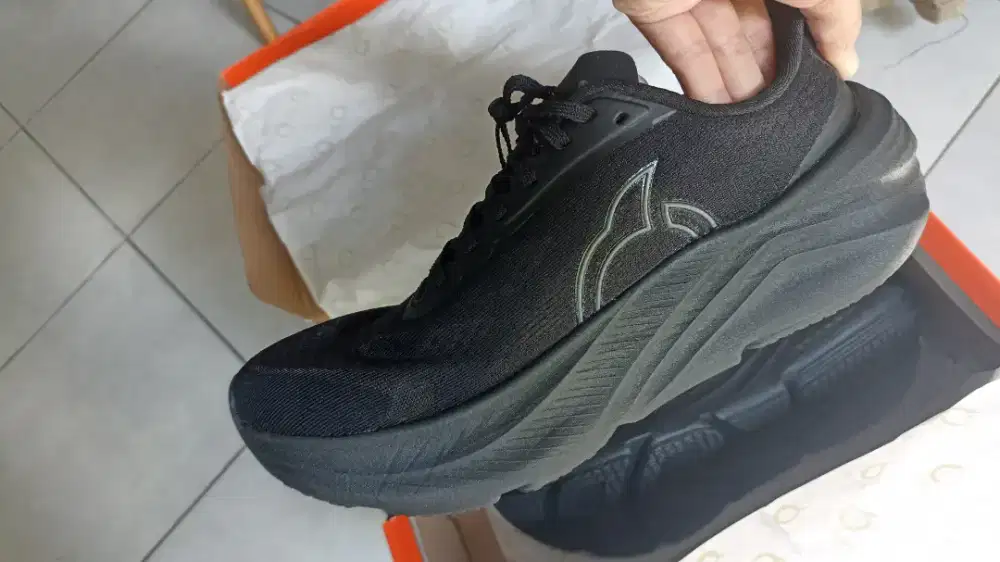 Sepatu OrtusEight Hyperblast Shadow, Size 42