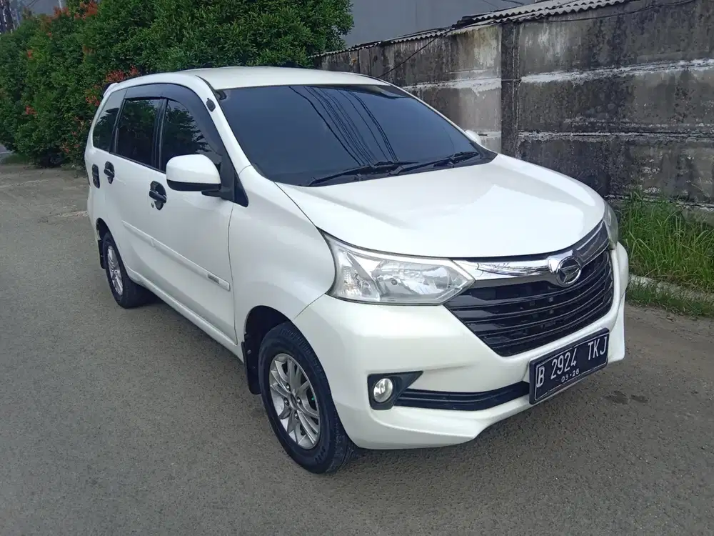Daihatsu Xenia R Deluxe Matic 2016 Terlarisss