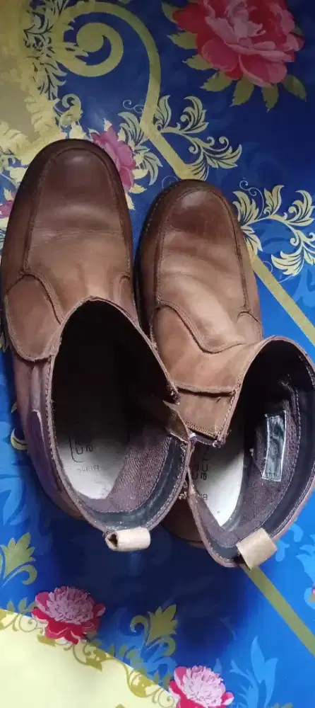Jual sepatu camel active ukuran 44,jarang dipakai..minat chat