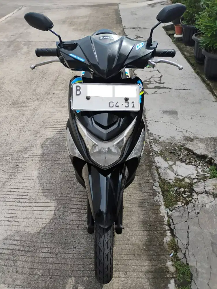 Honda Beat Pop ESP 2016 HitamPutih SS Lengkap Pajak Panjang April 2027