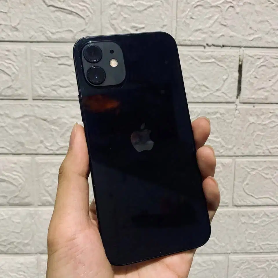 IPhone 12 64GB WIFI ONLY no RESET