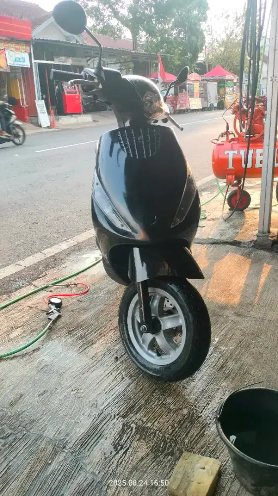 Piaggi zip 2011