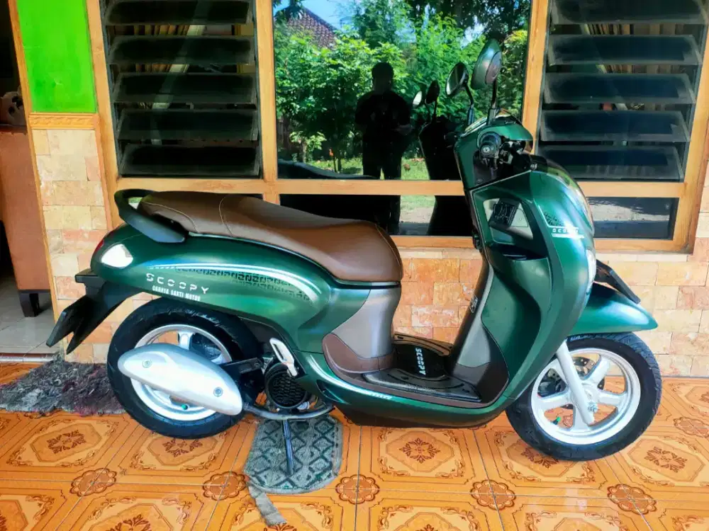 SCOOPY GEN 5 PRESTIGE 2024