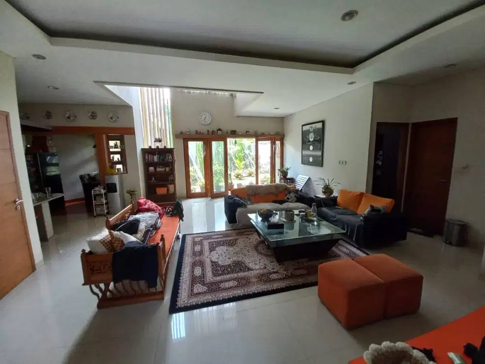 Rumah Mewah Terawat Siap Huni Mekar Wangi Bandung