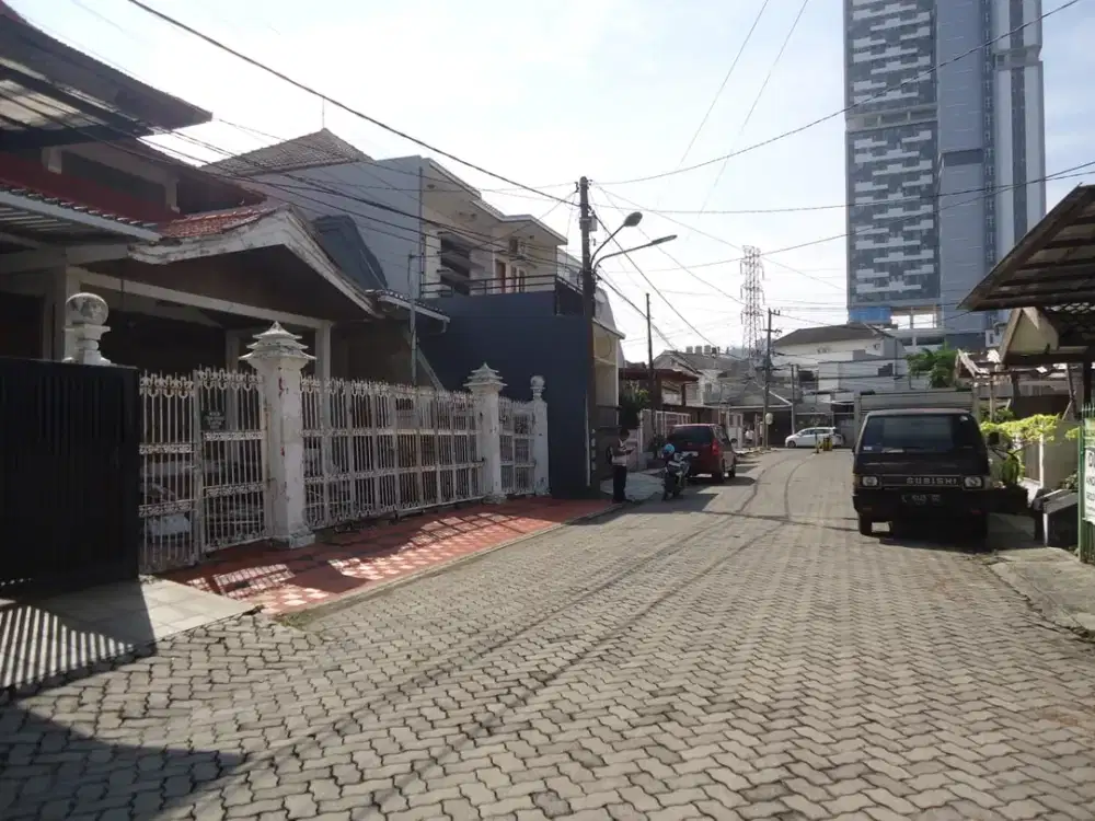 LUAS 420 M2!! DIJUAL RUMAH VIA LELANG DI TENGGILIS MEJOYO SURABAYA (JL. PANJANG JIWO PERMAI II) – HARGA DIBAWAH PASARAN!!