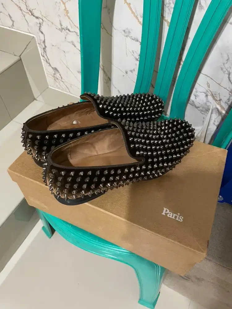 Sepatu christian louboutin