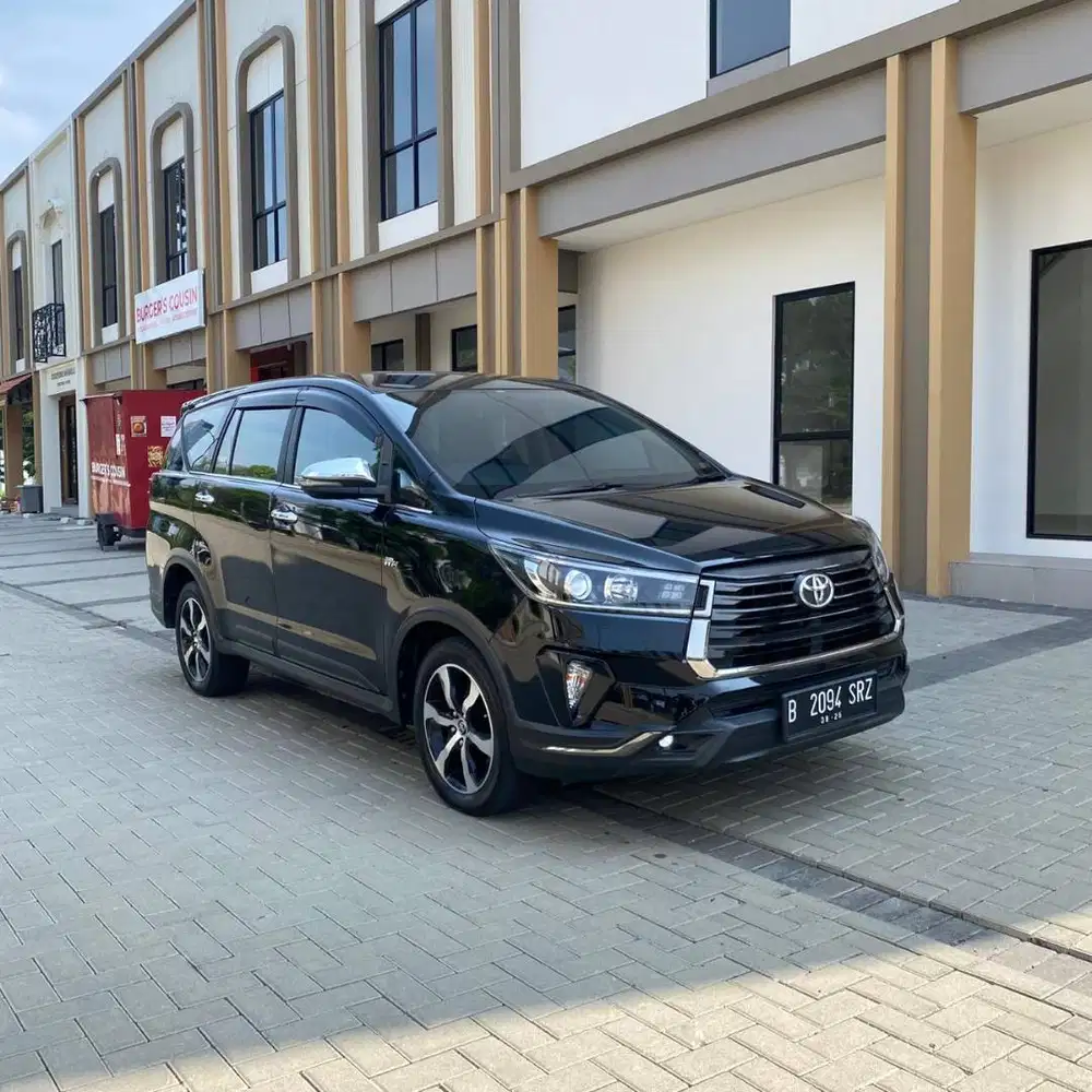 TOYOTA INNOVA VENTURER 2.0 2021 AT BENSIN MATIC GENAP