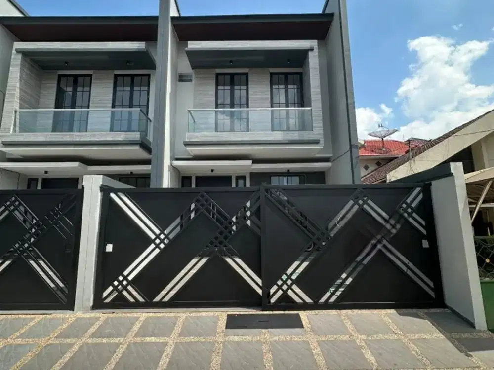Rumah 2 Lantai Baru Minimalis SHM di Manyar Kertoadi