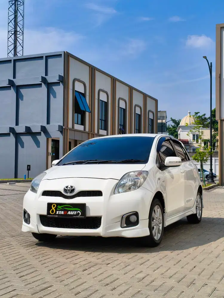 Toyota Yaris E Matic AT 2013