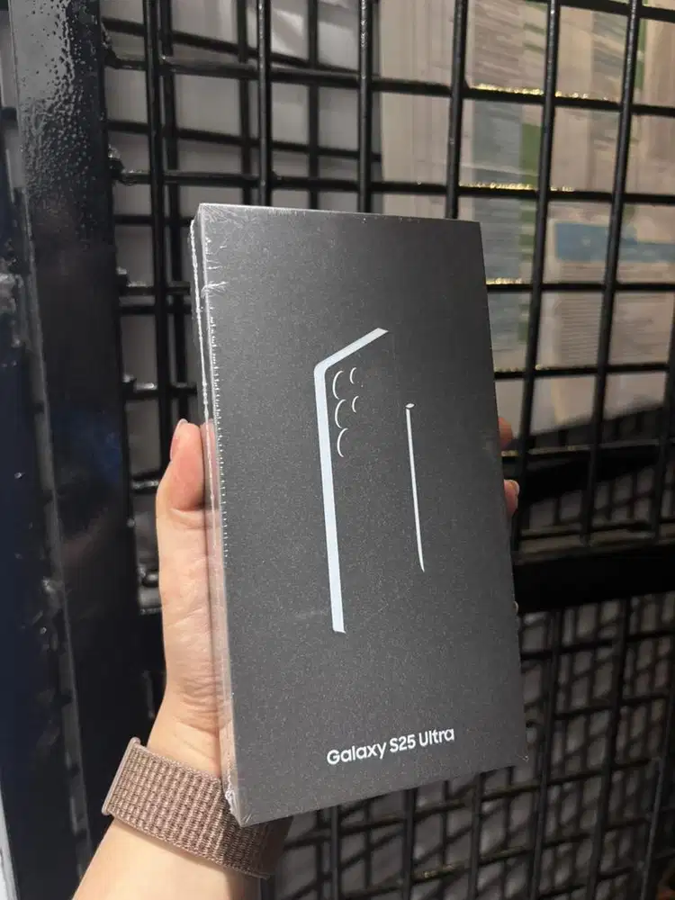 SAMSUNG S25 Ultra