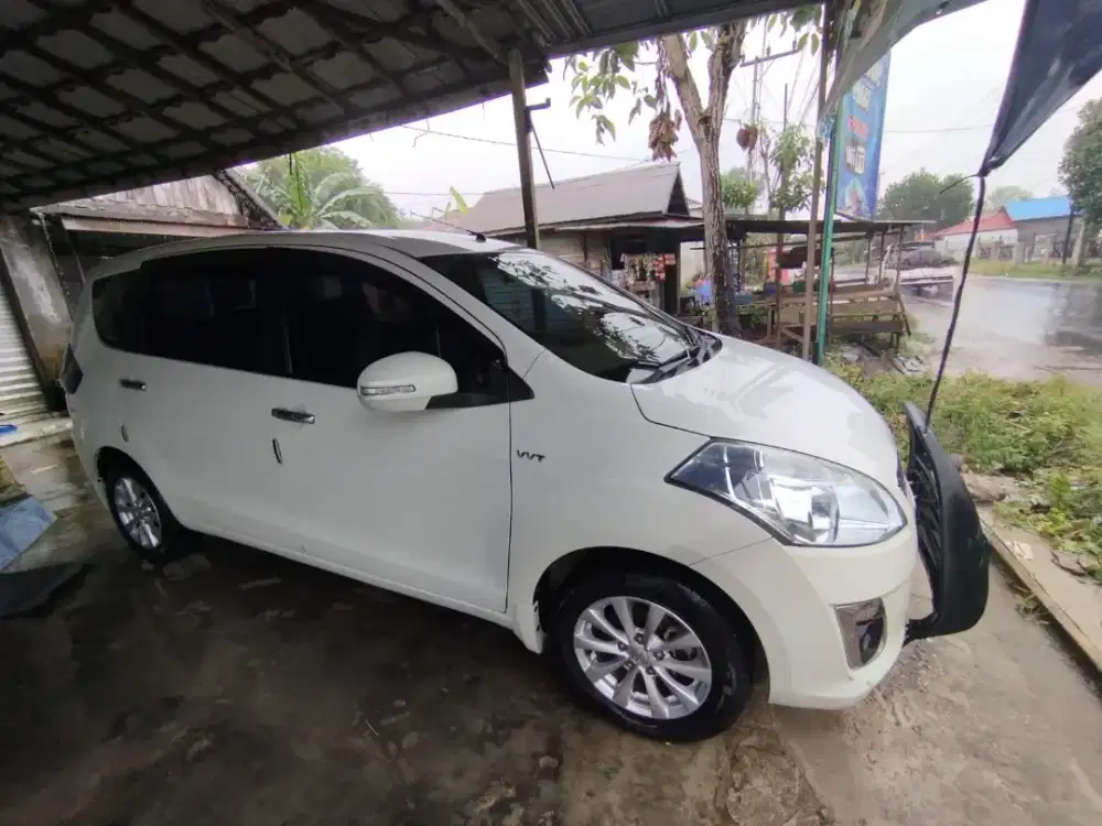 Ertiga GL tahun 2014