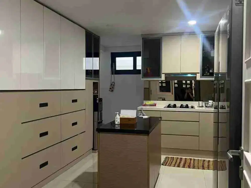 Dijual Cepat Rumah Mewah The Crown PHG Summarecon Serpong
