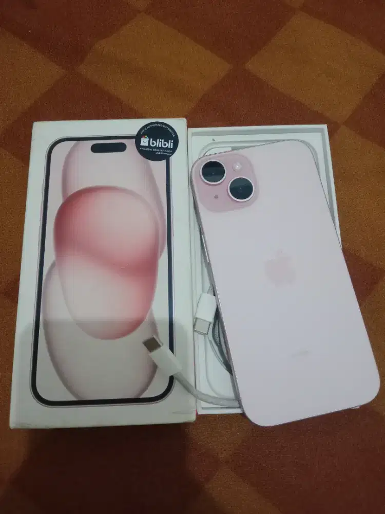 iPhone 15 128 pink iBox like new