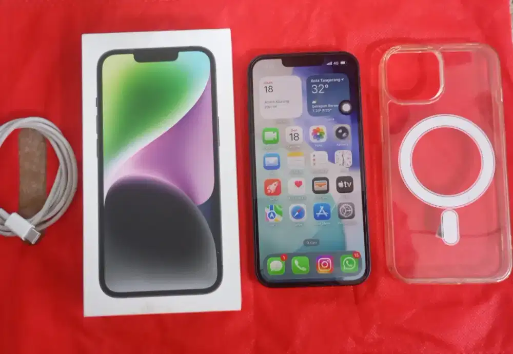 Jual cepat iPhone 14 256 baru sebulan