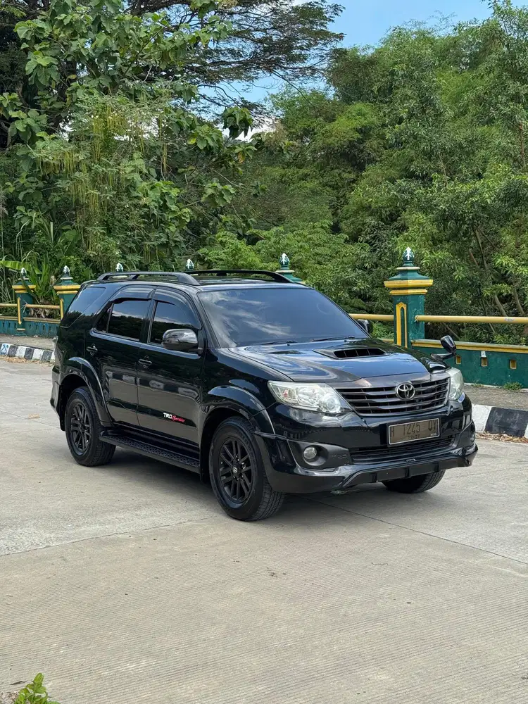 (DP 45 JUTA) FORTUNER VNT TRD 2012 MATIC
