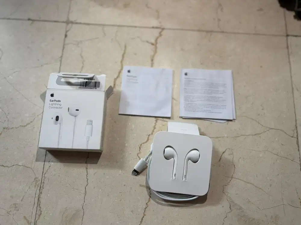 Earpods lighting connector