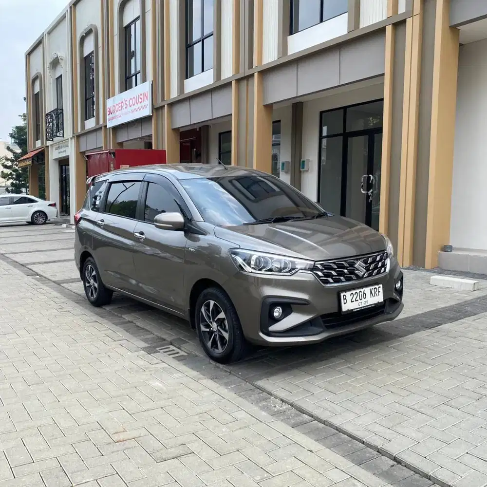 SUZUKI ERTIGA GX HYBRID 2024 AT MATIC GENAP