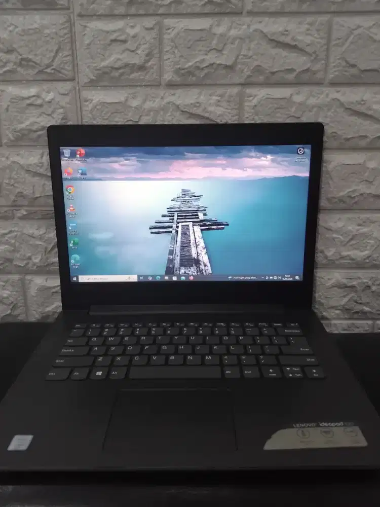 jual Lenovo Ideapad 320 (i3gen6/4gb onboard/ssd512gb)