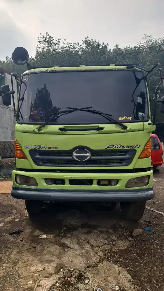 Jual truk hino ranger FM series 2014 tronton 6x4 lossbak/flat datar