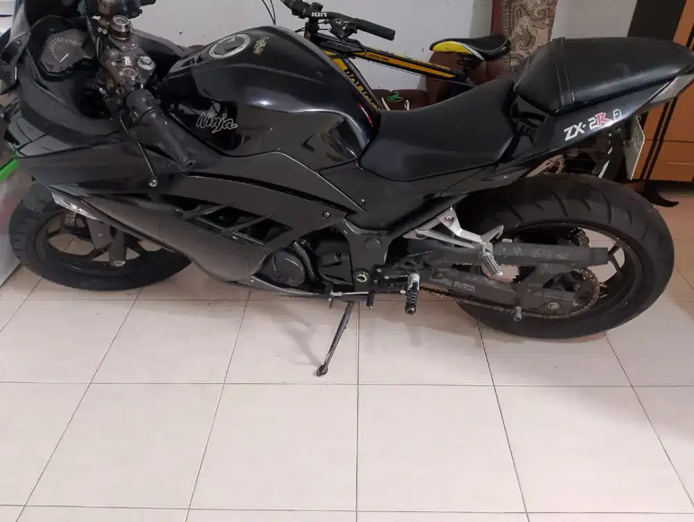 Kawasaki Ninja 250fi