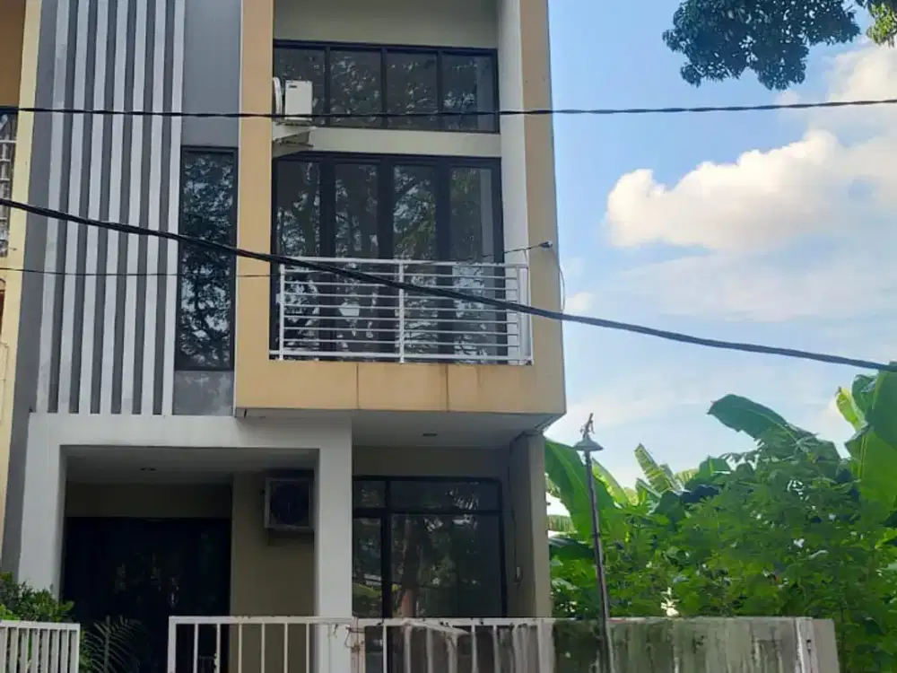 Rumah Murah Siap Huni Lokasi Strategis di Kertomenanggal Gayungan Surabaya Selatan