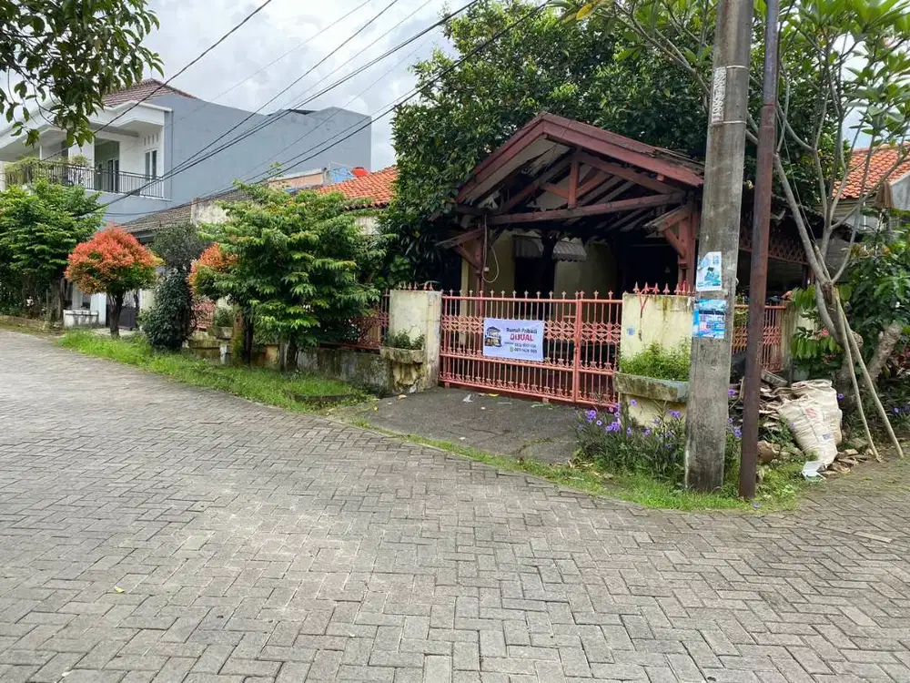 Rumah Di Jual luas tanah 210 M Harga Nego sampai jadi.