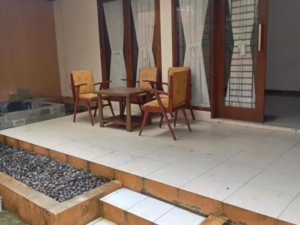 Rumah Siap Huni di Komplek Cipaku Indah Setiabudi Bandung.