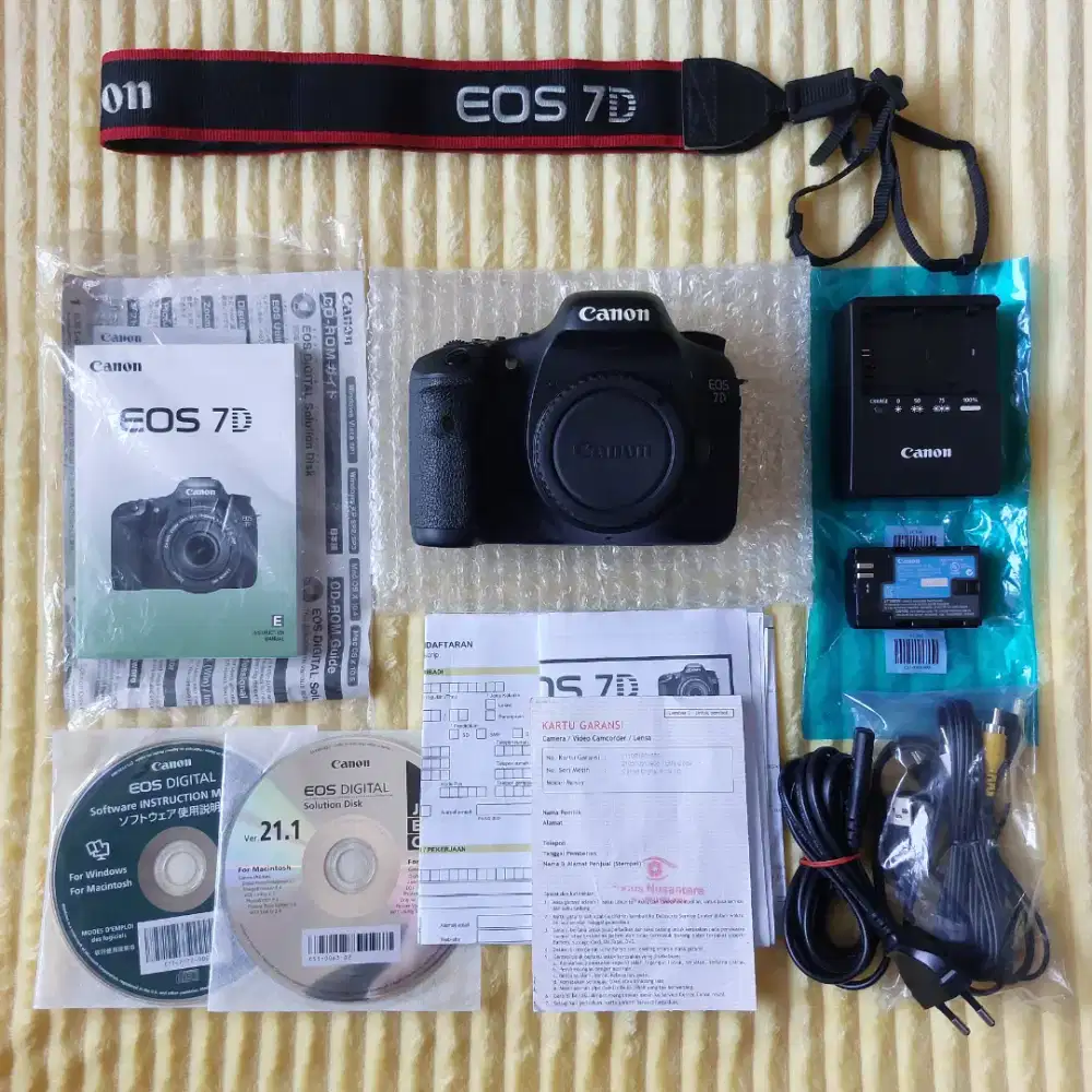 CANON EOS 7D Body Only (APS-C) - FULLSET SEPERTI BARU