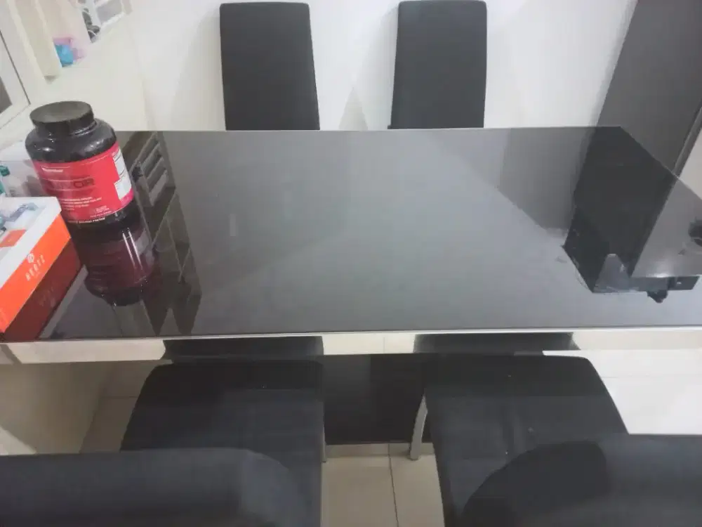 MEJA MAKAN INFORMA