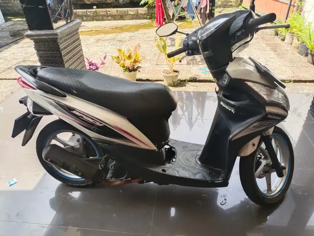 Honda spacy 2011 karbu