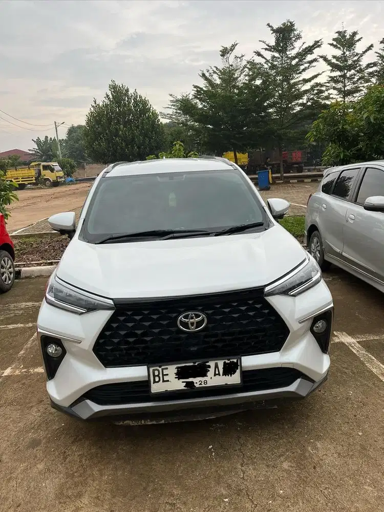Mobil Veloz Matic 1.5 Type Q CVT
