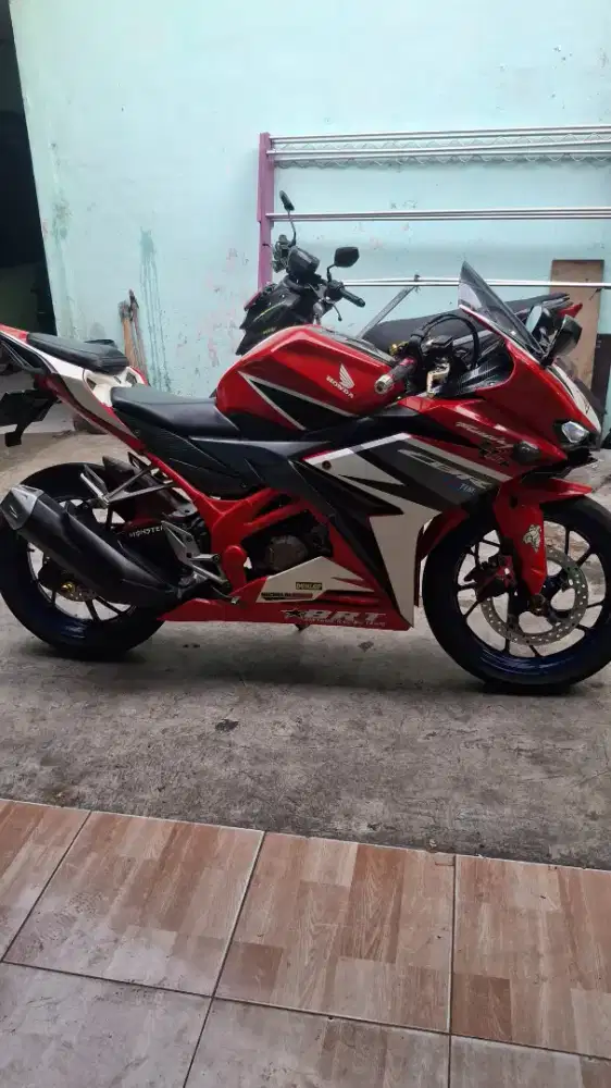 Honda CBR sport 150